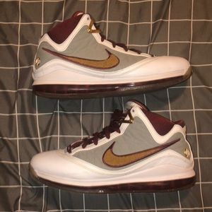 Nike LeBron 7 MVP 2020